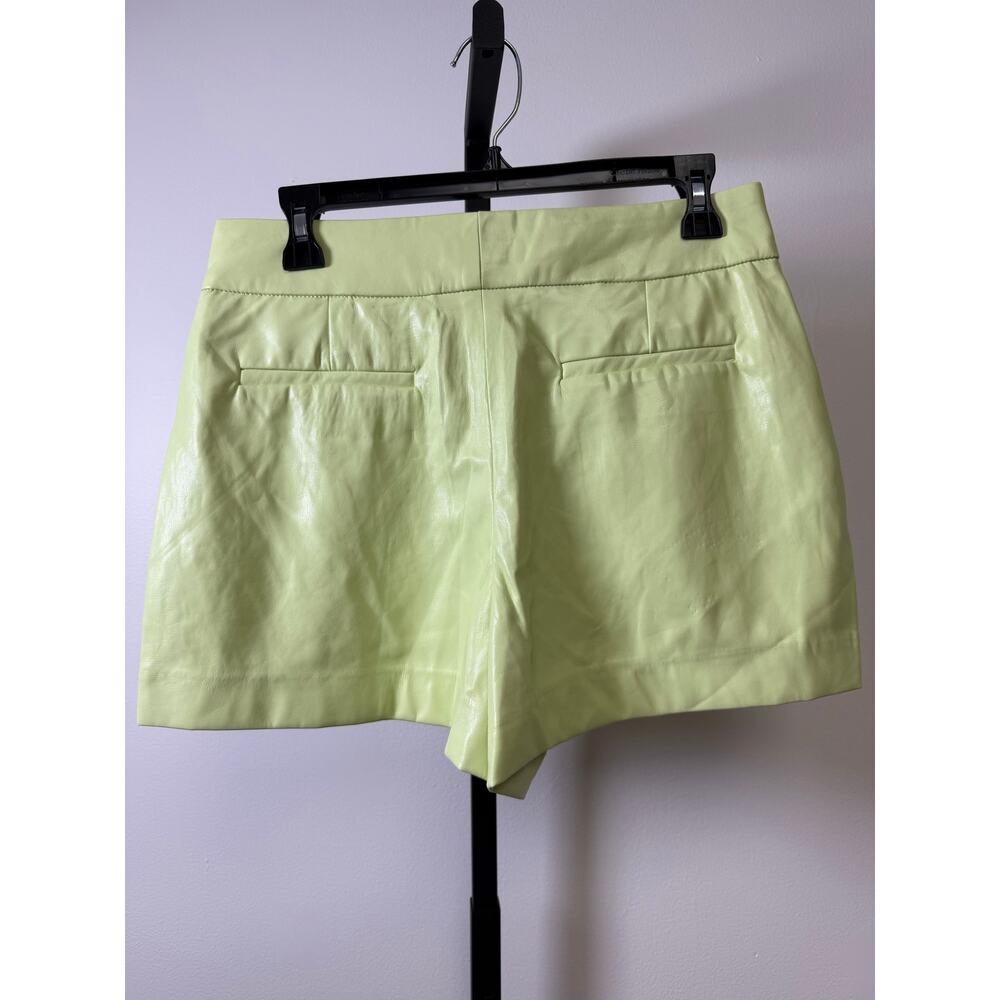 House of Harlow Vegan Leather Set – Top & Shorts - Picture 4 of 9